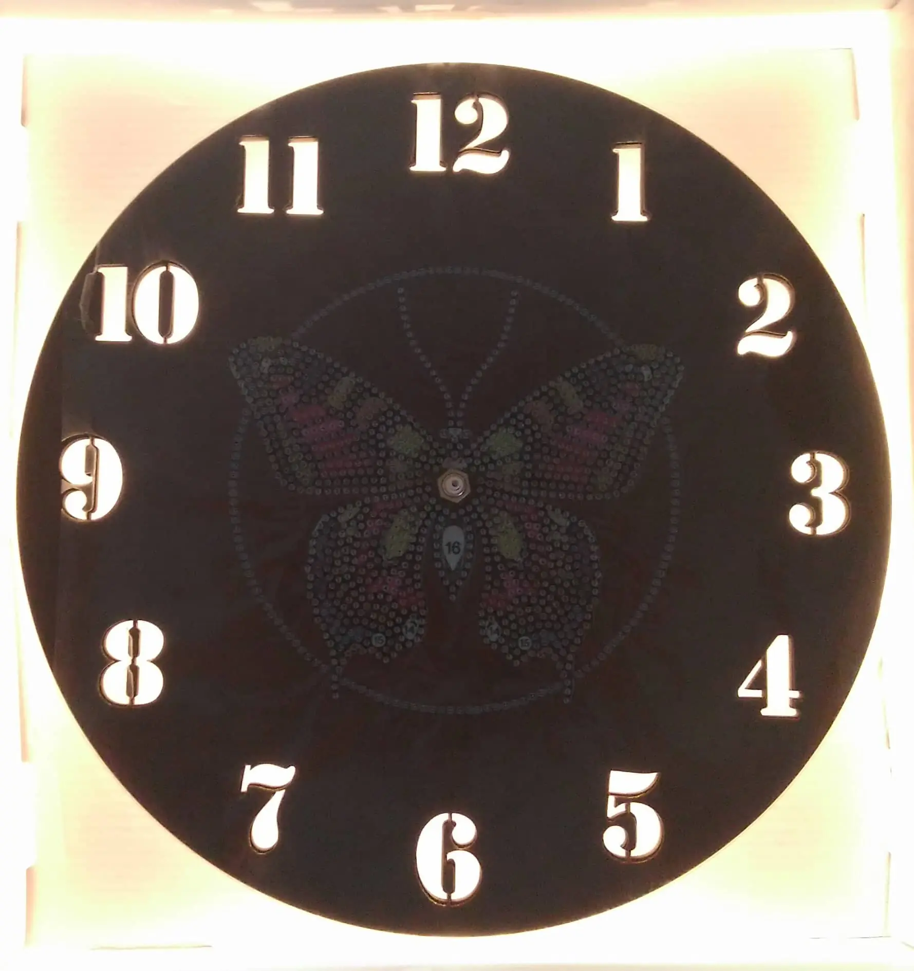 Diamond Painting Orologio Farfalla Luminoso - immagine 3