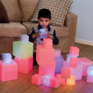 SET 12 CUBI LUMINOSI CAMBIA COLORE