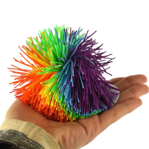 POM POM BALL